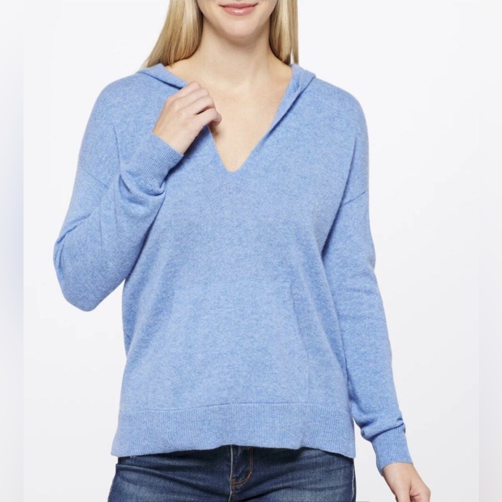 Lusso Chloe Cashmere Stone Wash Blue‎ Hooded Sweater V-Neck Pullover Relaxed M